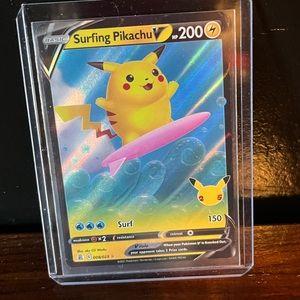 Surfing Pikachu V 008/025 25th Anniversary Celebration Pokémon TCG